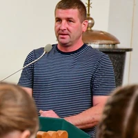 Duchovné zamyslenie nad rokom 2025 od zborového dozorcu